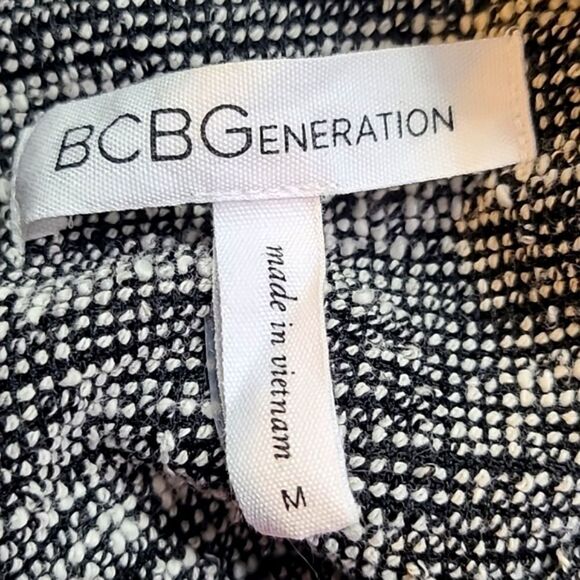 BCBGeneration Black/White Tweed Mini-Dress, Mock Turtleneck, Ruffle Sleeves, Med - Picture 10 of 11